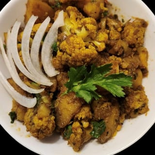 Aloo Gobhi Full